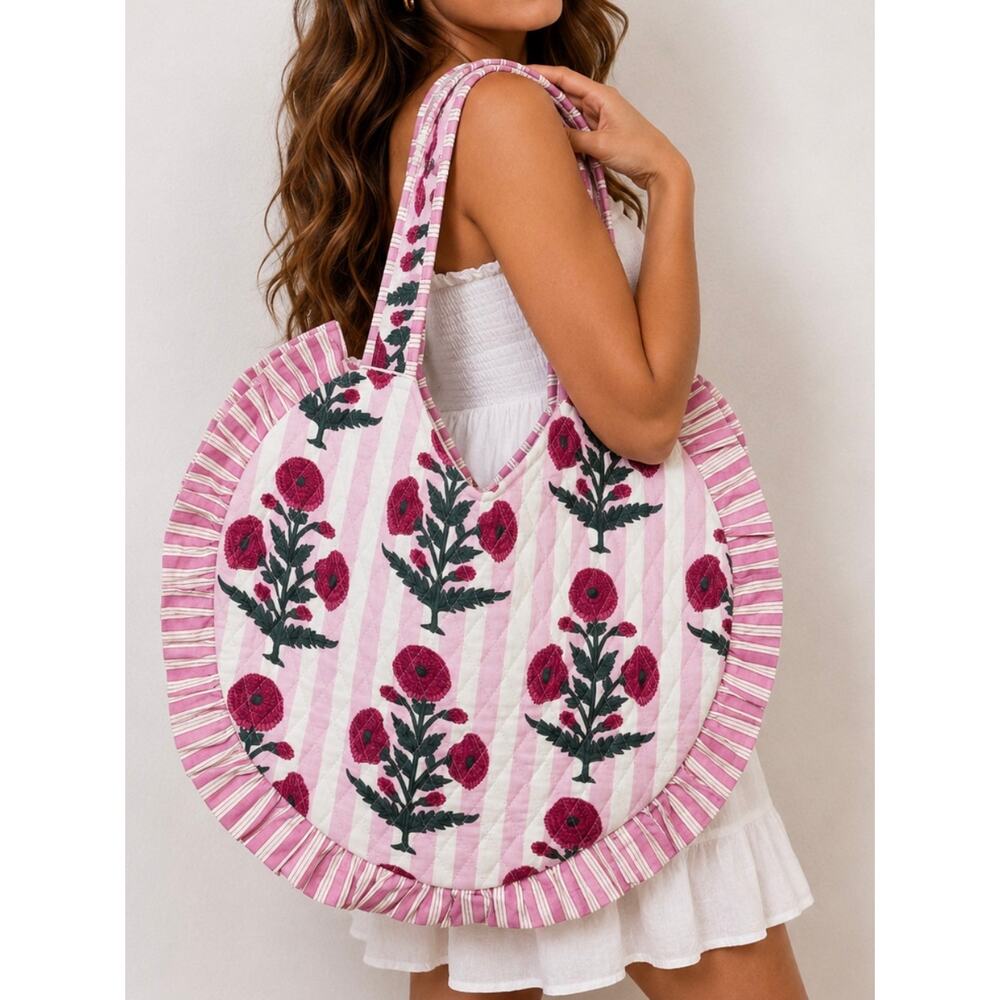 POL Floral Quilted Tote Bag – One Size